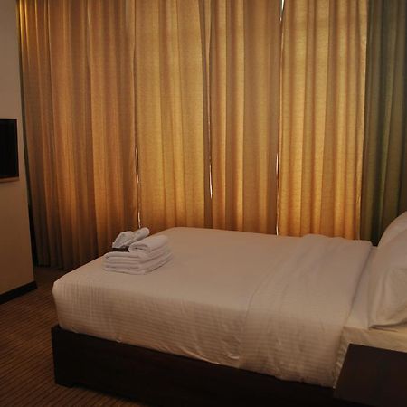 Orion Hotell Manila Exteriör bild