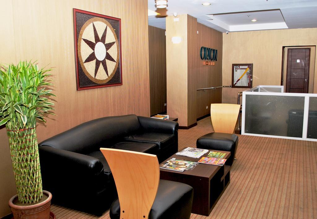 Orion Hotell Manila Exteriör bild